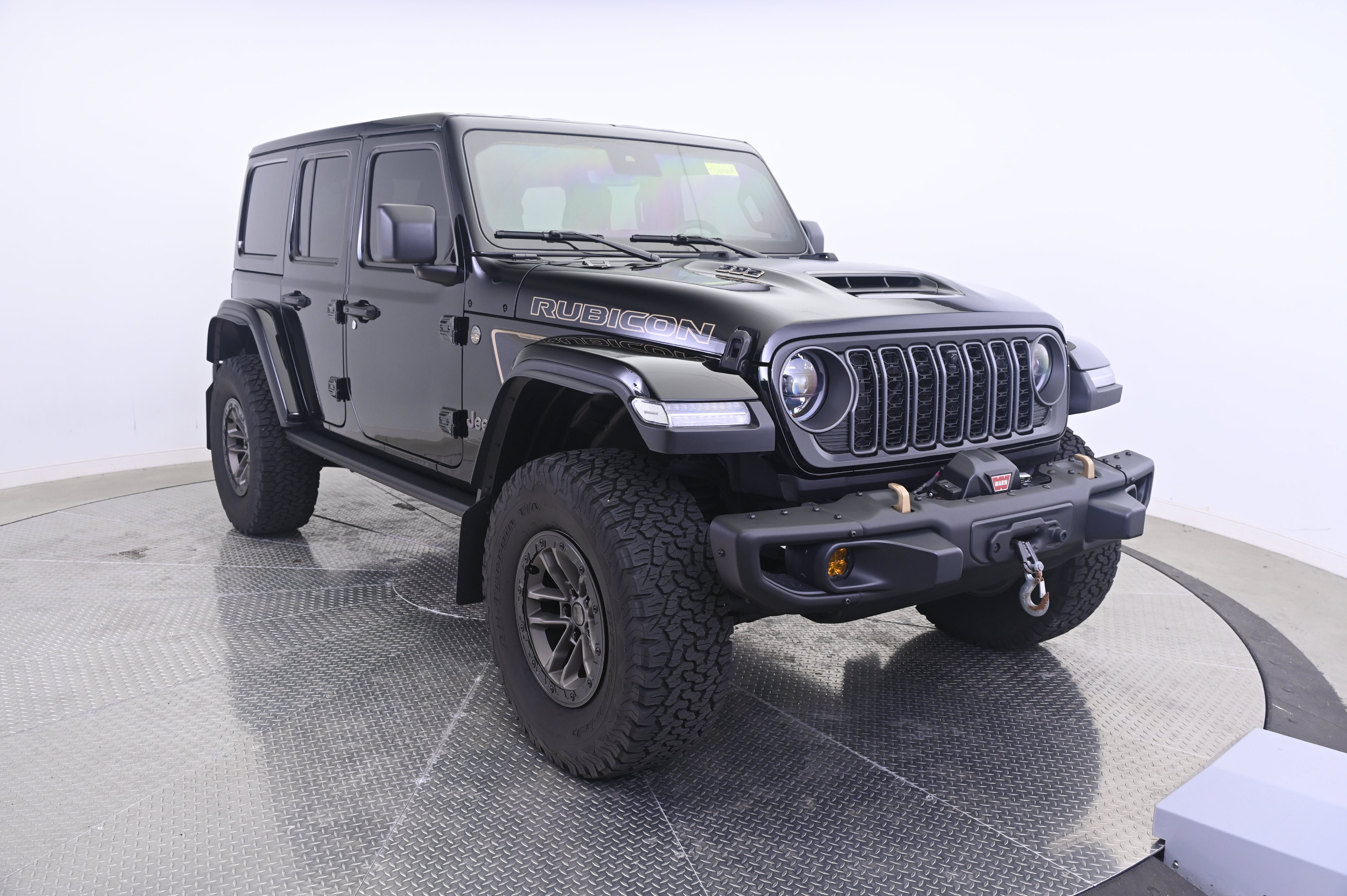 Used 2025 Jeep Wrangler Unlimited Rubicon 392 AWD/4WD image 9