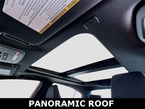 Used 2025 Toyota Camry XSE image 6