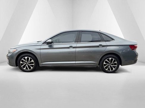 Used 2022 Volkswagen Jetta S image 4