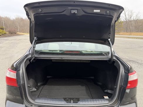 Used 2012 Kia Rio LX w/ PWR Pkg FWD image 17