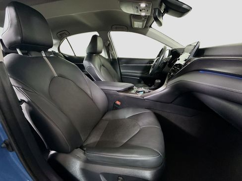 Used 2024 Toyota Camry XSE FWD image 29