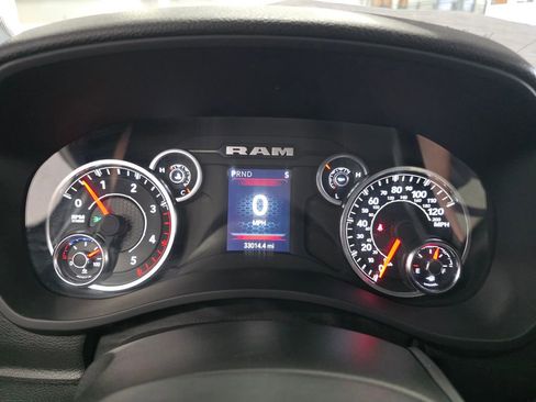 Used 2024 RAM 3500 Tradesman AWD/4WD image 17