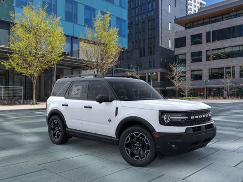 New 2026 Ford Bronco Sport Outer Banks w/ Outer Banks Tech Package+ AWD/4WD image 7