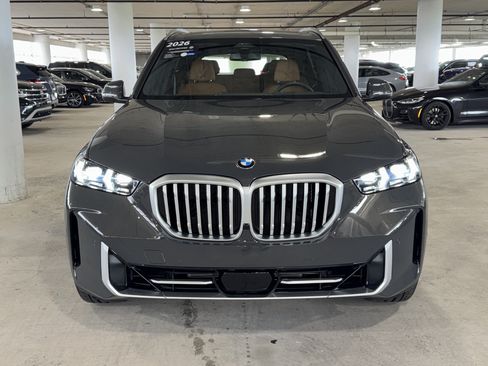 Used 2026 BMW X5 sDrive40i w/ Climate Comfort Package RWD image 3