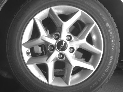 Used 2025 Kia Soul LX w/ LX Technology Package image 17