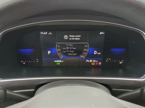 Used 2022 Volkswagen Tiguan S image 23