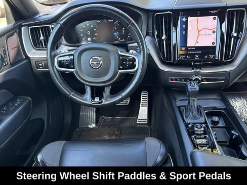 Used 2020 Volvo XC60 T5 R-Design AWD/4WD image 15