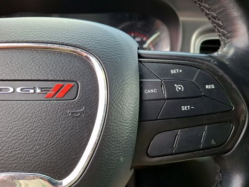 Used 2023 Dodge Charger SXT RWD image 23