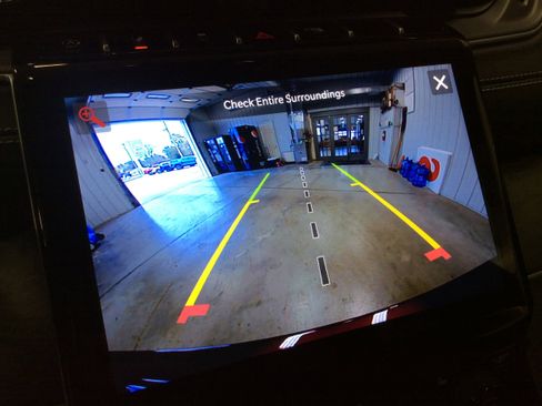 New 2025 Jeep Grand Cherokee Limited image 33