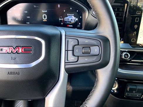 Used 2026 GMC Sierra 1500 SLT AWD/4WD image 25