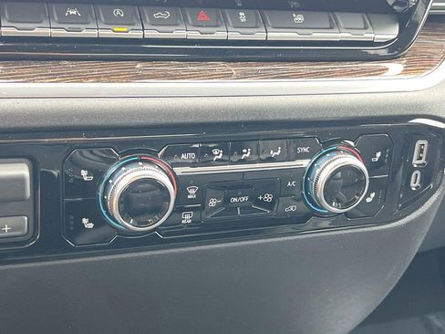 New 2026 GMC Sierra 1500 Elevation image 21