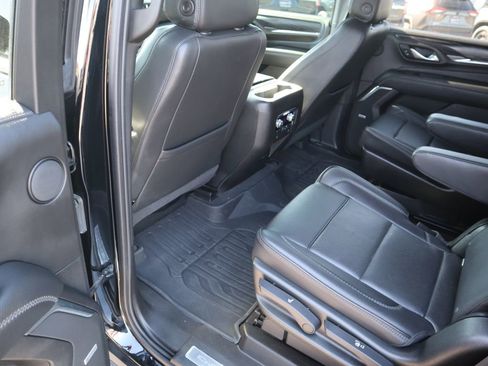 Used 2021 GMC Yukon Denali image 10