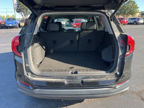 Used 2023 GMC Terrain SLT w/ Elevation Edition FWD image 31