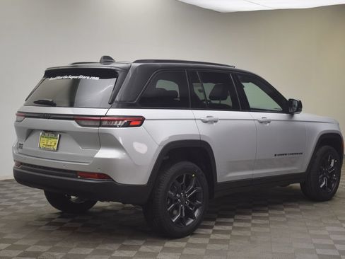 New 2025 Jeep Grand Cherokee Limited AWD/4WD image 6