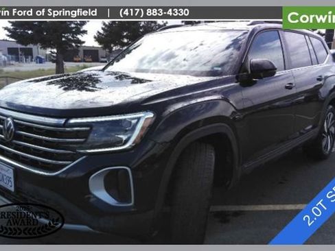 Used 2024 Volkswagen Atlas SE FWD image 1