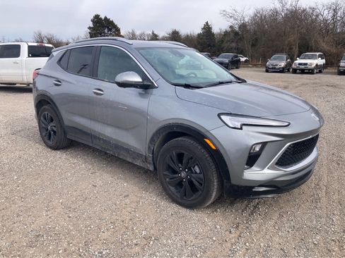 Used 2024 Buick Encore GX Sport Touring w/ Comfort Package image 12