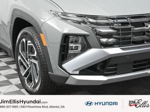 New 2025 Hyundai Tucson Limited AWD/4WD image 10