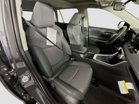 New 2025 Toyota RAV4 XLE image 19