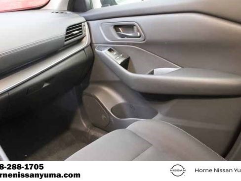 Certified 2025 Nissan Rogue S image 7