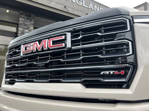 Used 2026 GMC Sierra 2500 AT4 w/ AT4 Premium Plus Package image 19