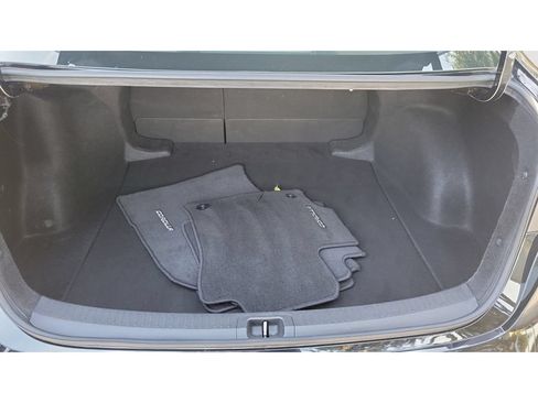 Used 2024 Toyota Corolla LE FWD image 9
