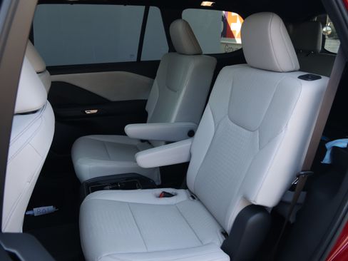 Used 2026 Lexus TX 350 AWD w/ Technology Package image 37