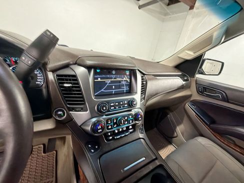Used 2015 Chevrolet Tahoe LTZ RWD image 18