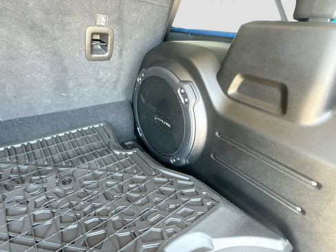 Used 2022 Jeep Wrangler Unlimited Sahara w/ Safety Group AWD/4WD image 31
