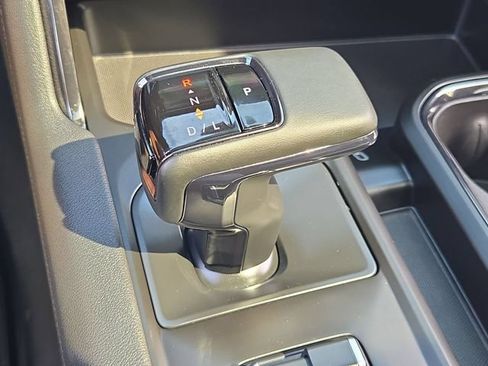 Used 2025 GMC Sierra 1500 AT4 w/ AT4 Premium Package AWD/4WD image 24