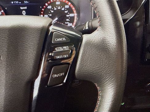 Used 2023 Nissan Frontier PRO-4X w/ Tow Package AWD/4WD image 12
