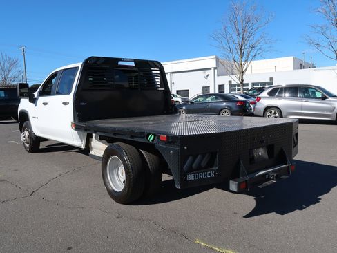 Used 2024 Chevrolet Silverado 3500 W/T w/ WT Convenience Package image 8