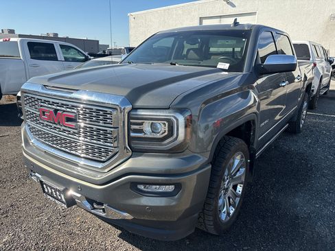Used 2017 GMC Sierra 1500 Denali w/ Denali Ultimate Package AWD/4WD image 1