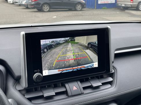 Used 2025 Toyota RAV4 LE image 17