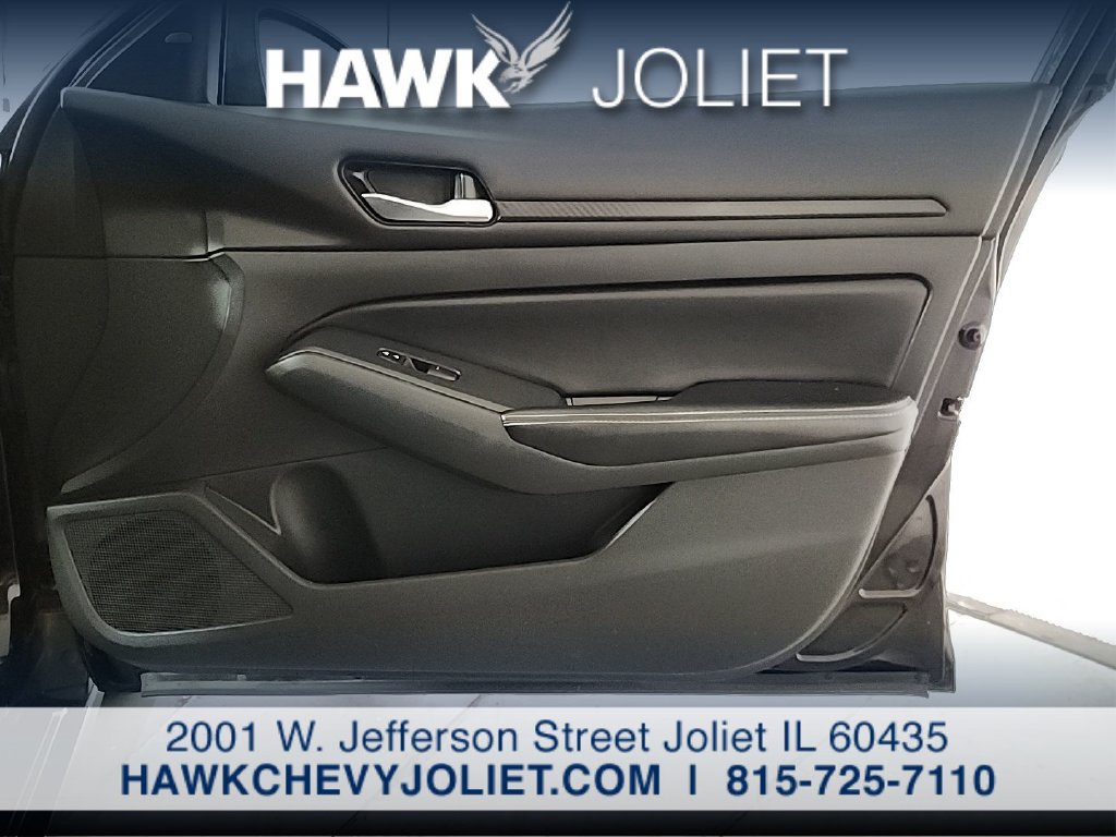 Used 2024 Nissan Altima 2.5 SV FWD image 22