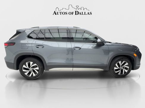 Used 2025 Volkswagen Tiguan S FWD image 6
