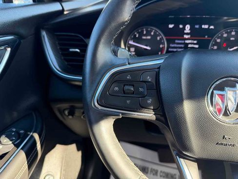 Used 2023 Buick Envision Essence image 22