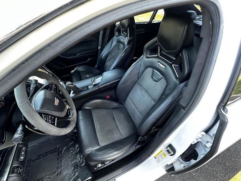 Used 2017 Cadillac CTS V w/ Luxury Package image 26