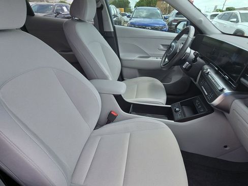 Certified 2024 Hyundai Kona SEL FWD image 10