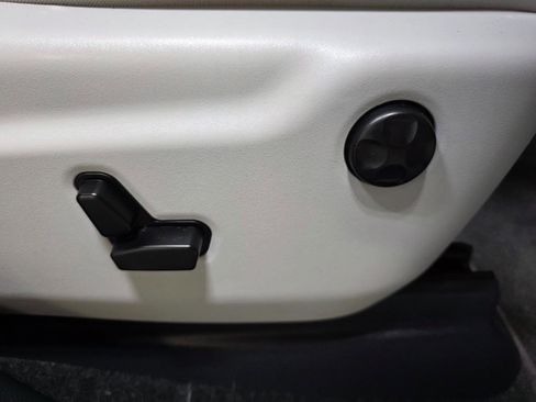 Used 2018 Jeep Grand Cherokee Summit image 28