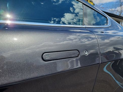 Used 2012 Aston Martin V8 Vantage S RWD image 26