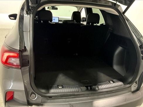 Used 2023 Ford Escape Platinum image 35