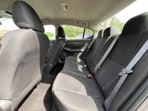Used 2024 Nissan Sentra S FWD image 28