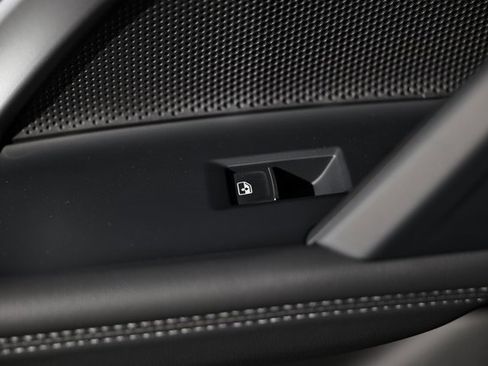 New 2025 Audi Q5 Prestige image 25