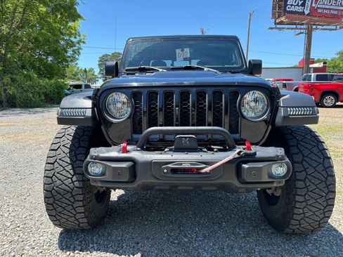 Used 2023 Jeep Gladiator Rubicon w/ Cold Weather Group AWD/4WD image 5