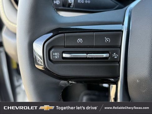 Used 2026 Chevrolet Colorado ZR2 w/ Technology Package image 15