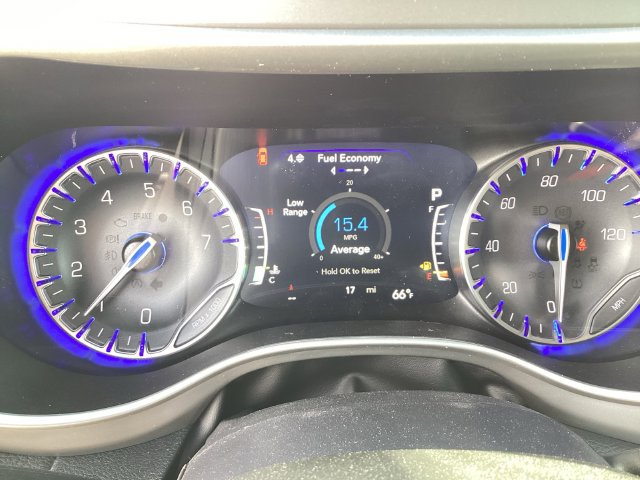 New 2027 Chrysler Pacifica Select FWD image 16
