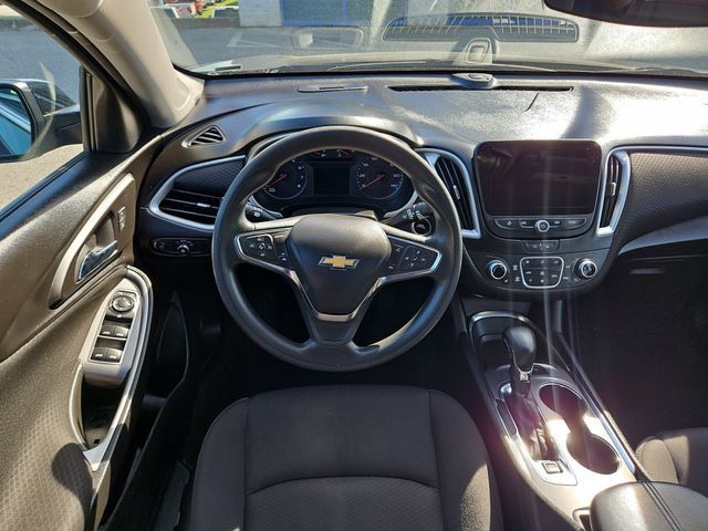 Used 2024 Chevrolet Malibu LT FWD image 11