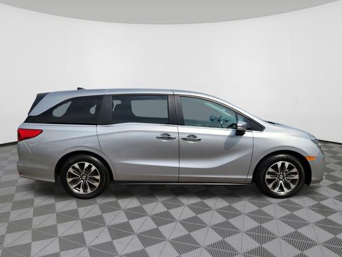 Used 2024 Honda Odyssey EX-L image 6