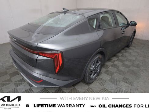 New 2025 Kia K4 LXS image 5