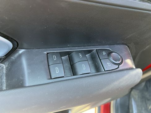 Used 2023 Chevrolet Colorado Z71 w/ Z71 Convenience Package 2 AWD/4WD image 15